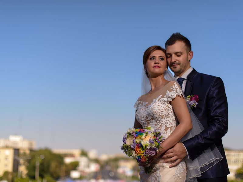 Fotógrafo de casamento Ionut Barbulescu (ionut06b). Foto de 30 de setembro 2019