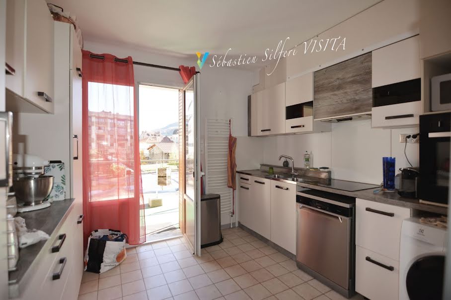 Vente appartement 4 pièces 94 m² à Gap (05000), 168 000 €