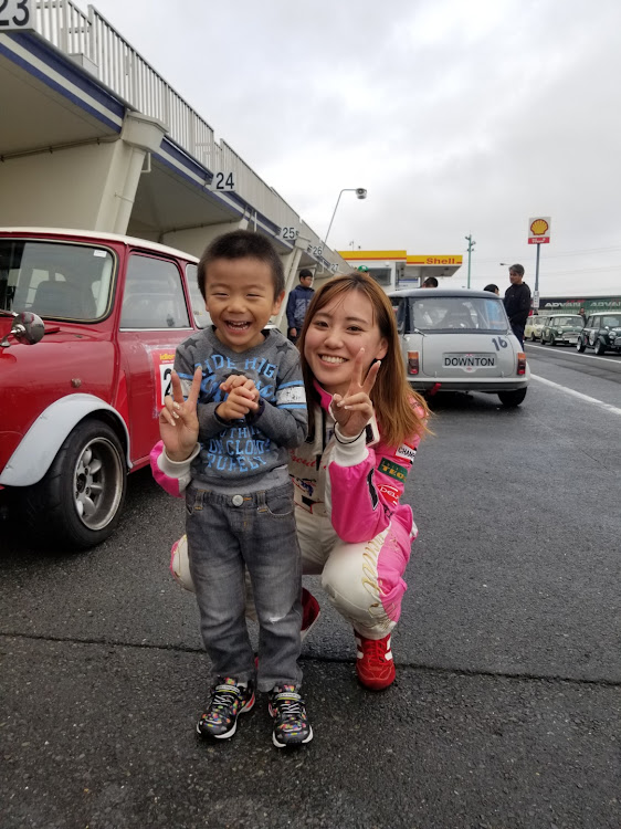 samurai374さんが投稿した筑波サーキット、スーパーバトル、ミニ2019・次男のミサイルは良い仕事してくれます。・ミニも中毒性のヤバい車だ・筑波サーキットとデリカ・払い下げ、消防車とまさかの再会に関するカスタム事例の投稿画像3枚目