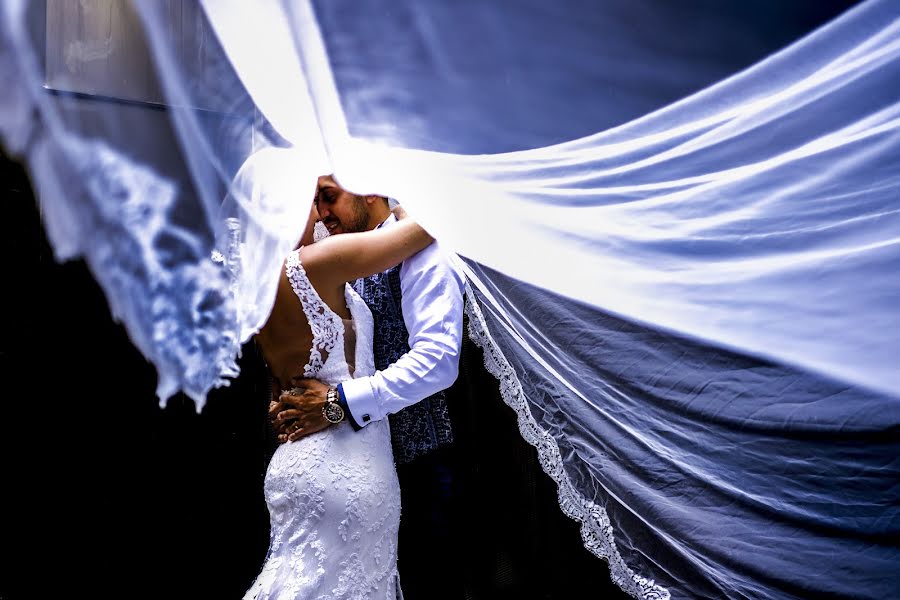 Fotógrafo de casamento Santi Garcia Rodriguez (santigarciar). Foto de 17 de fevereiro 2021