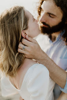 Wedding photographer Irini Koronaki (irinikoronaki). Photo of 16 December 2022