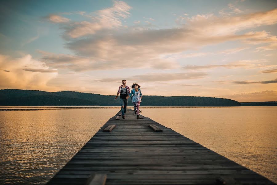 Wedding photographer Denis Anurev (ideapix). Photo of 11 September 2013