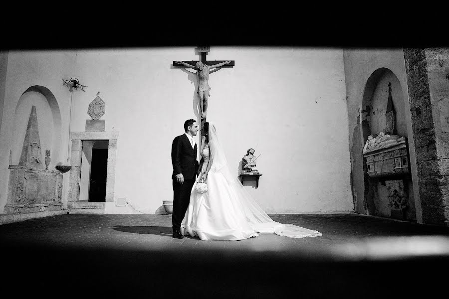 Wedding photographer Oreste Coluccio (oreste). Photo of 10 January