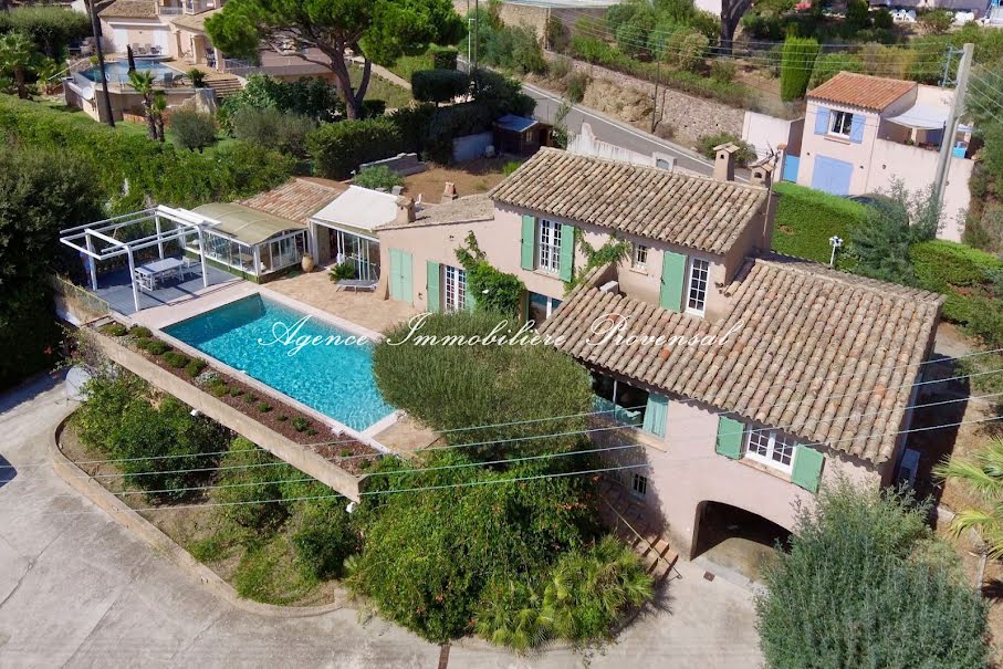 Vente villa 6 pièces 170 m² à Sainte-Maxime (83120), 1 890 000 €