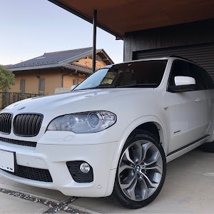 X5 E70