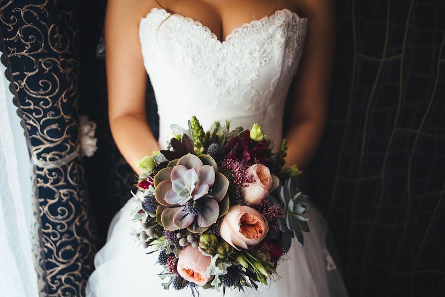 Fotógrafo de casamento Sergey Fonvizin (sfonvizin). Foto de 7 de dezembro 2015