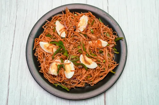 .Chicken Egg Mixed Chilli Garlic Noodles