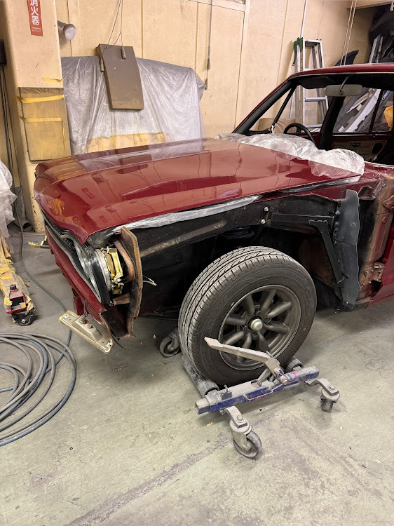 スカイラインのハコスカ4枚・日産・レストア中に関するカスタム事例の投稿画像3枚目