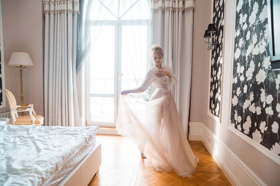 Fotografo di matrimoni Irina Samodurova (samodurova). Foto del 3 marzo 2019