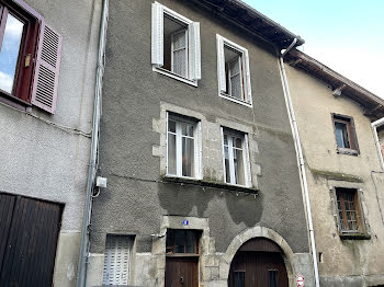 maison à Saint-Léonard-de-Noblat (87)