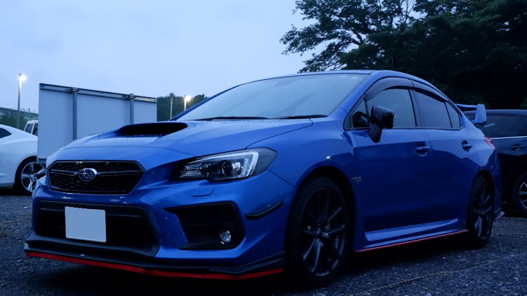 WRX S4の一眼レフ撮影・カメラ初心者・フォロー、いいね、コメントよろしくお願いします！に関するカスタム事例の投稿画像1枚目