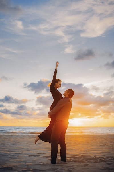 Fotógrafo de casamento Aleksandr Prokoschenkov (proalex). Foto de 19 de setembro 2018