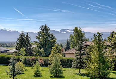 Maison avec terrasse 1