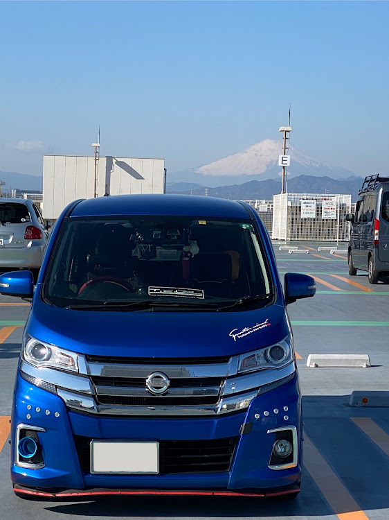 デイズハイウェイスターの不要な広告排除希望！・コロナウイルスに負けるな・ADVAN Racing・tc4・富士山とコラボに関するカスタム事例の投稿画像1枚目