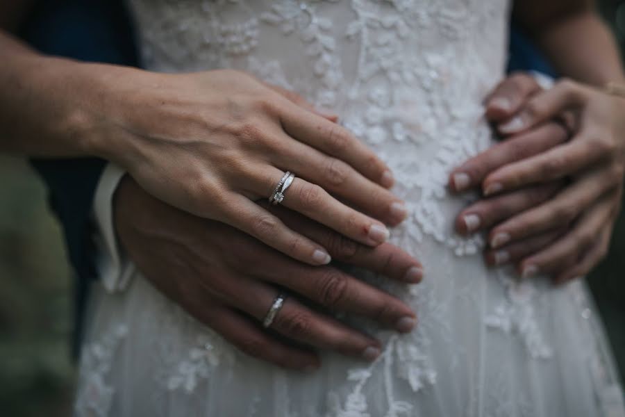 Fotografo di matrimoni Tiril Hauan (fotoforundring). Foto del 8 maggio 2019