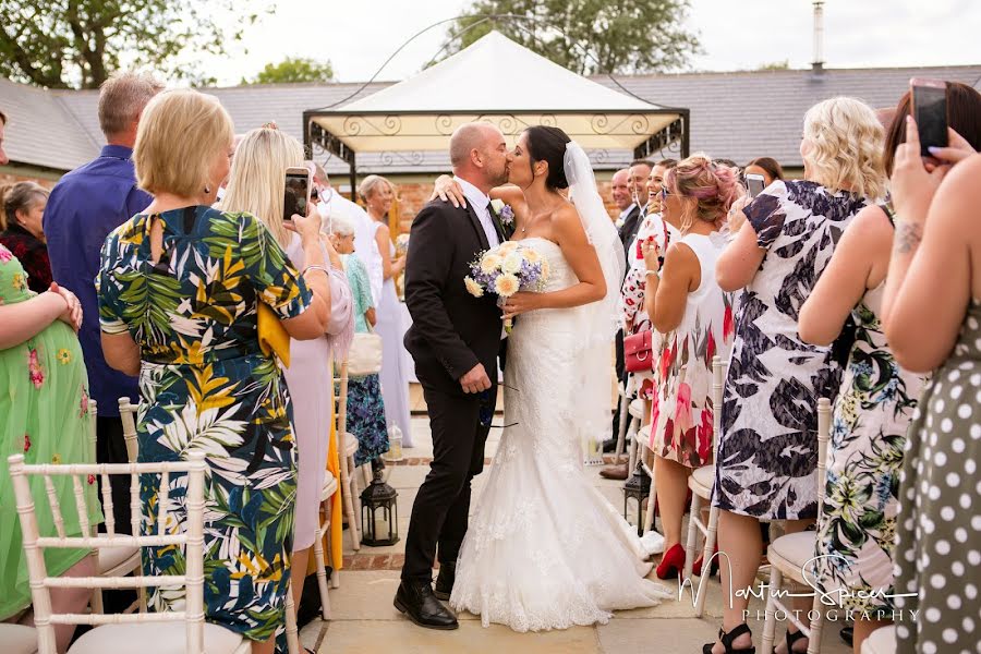 Fotografo di matrimoni Martin Spicer (martinspicerph). Foto del 1 luglio 2019