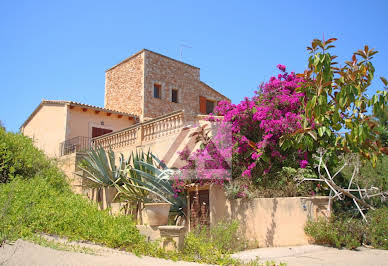 Villa with pool and terrace 3