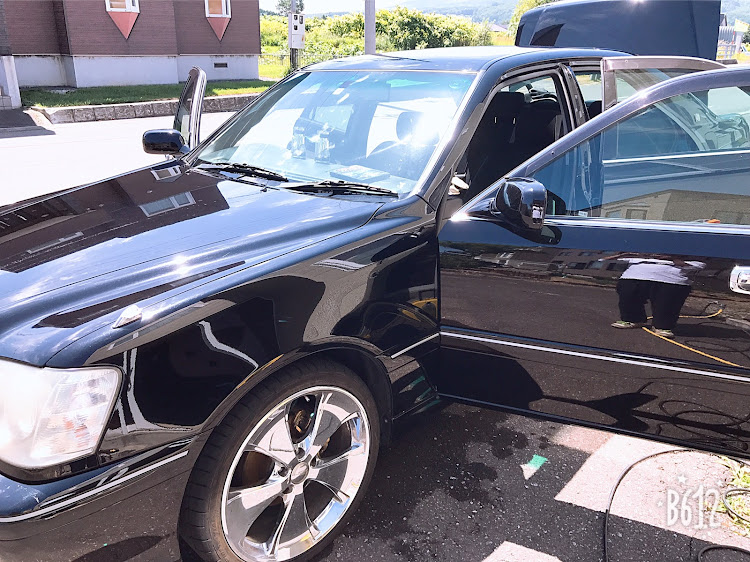 クラウンアスリートの洗車に関するカスタム事例の投稿画像1枚目