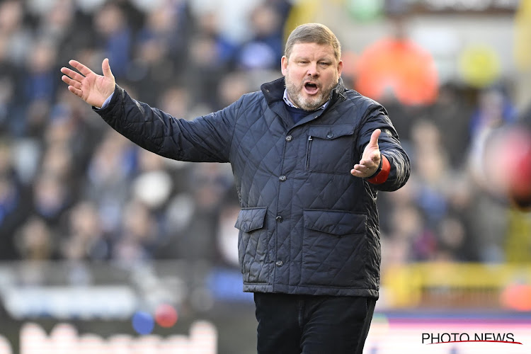 KAA Gent-coach Hein Vanhaezebrouck haalt stevig uit naar arbitrage: "Niet verrassend dat men dit bij Club Brugge laat doorgaan"