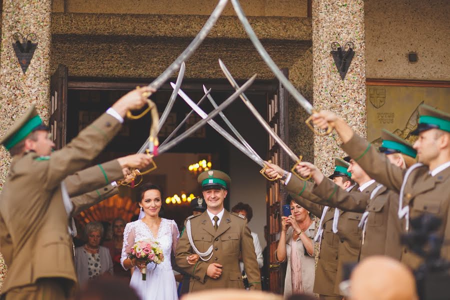 Fotografer pernikahan Janusz Malczewski (malczewskijanusz). Foto tanggal 11 Juli 2018