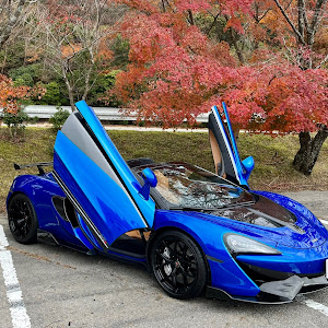 570S スパイダー