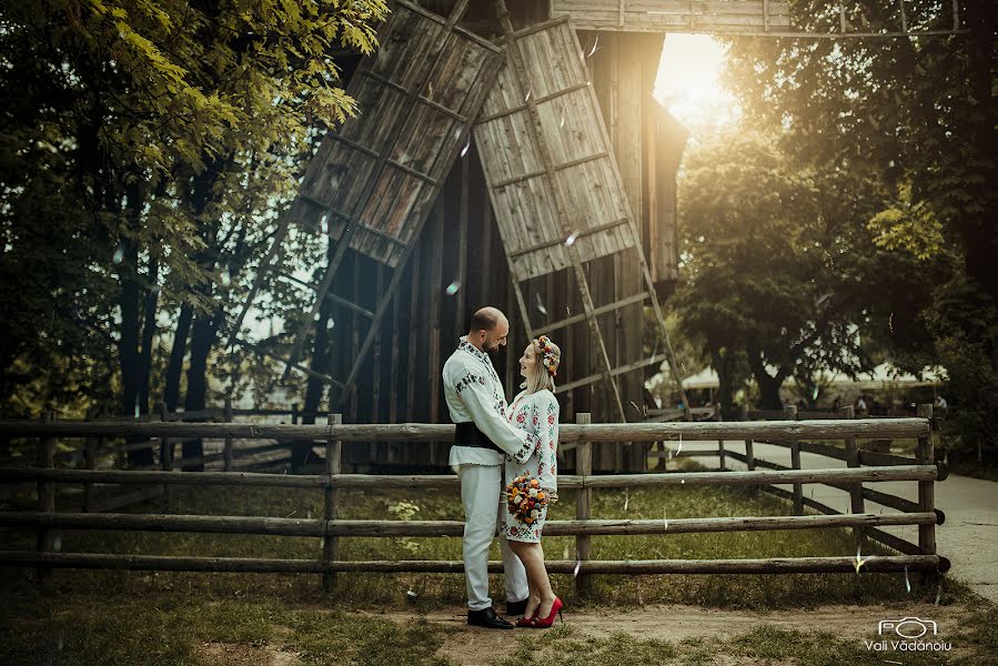 Kāzu fotogrāfs Valentin Vadanoiu (vadanoiu). Fotogrāfija: 11. novembris 2020