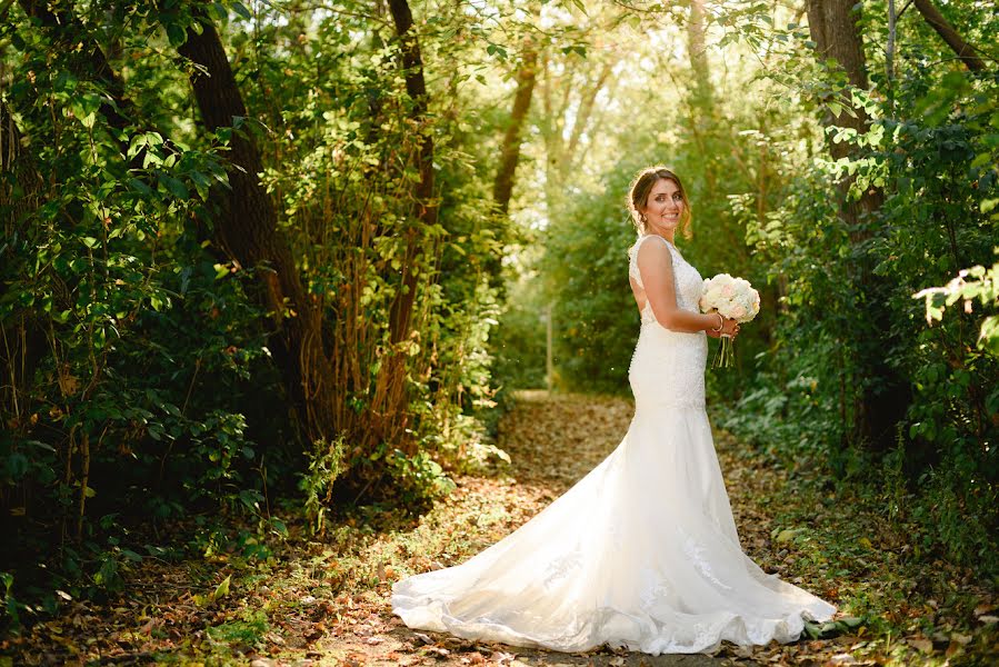 Fotografo di matrimoni Tudor Parau (tudorparau). Foto del 10 maggio 2019