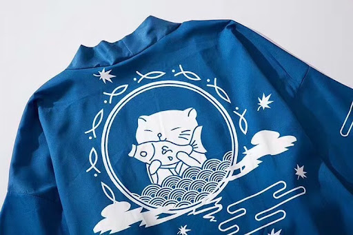 Title 3, Japanese lucky cat robe Wave pattern shirt, com...
