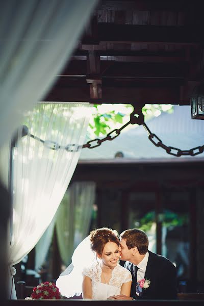 Fotógrafo de casamento Viktor Gubarev (allinclusive). Foto de 3 de março 2016