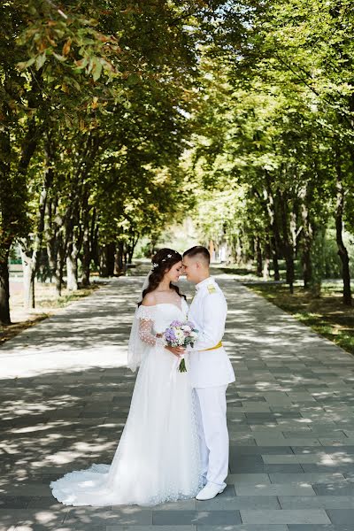 結婚式の写真家Anton Bakaryuk (bakaruk)。2019 8月12日の写真