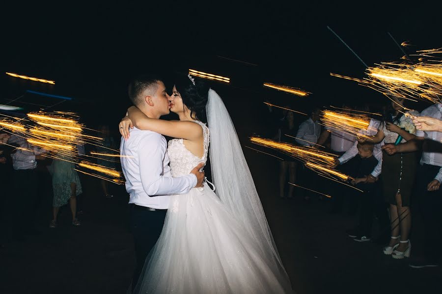 Wedding photographer Yaroslav Boguslavskiy (boguslawski). Photo of 9 September 2019