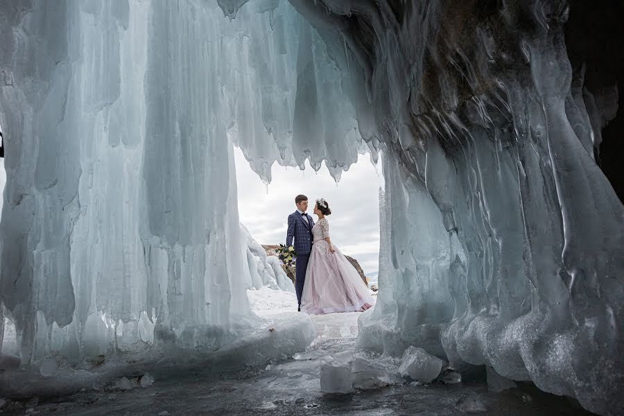 Fotógrafo de casamento Mikhail Zykov (22-19). Foto de 7 de abril 2020