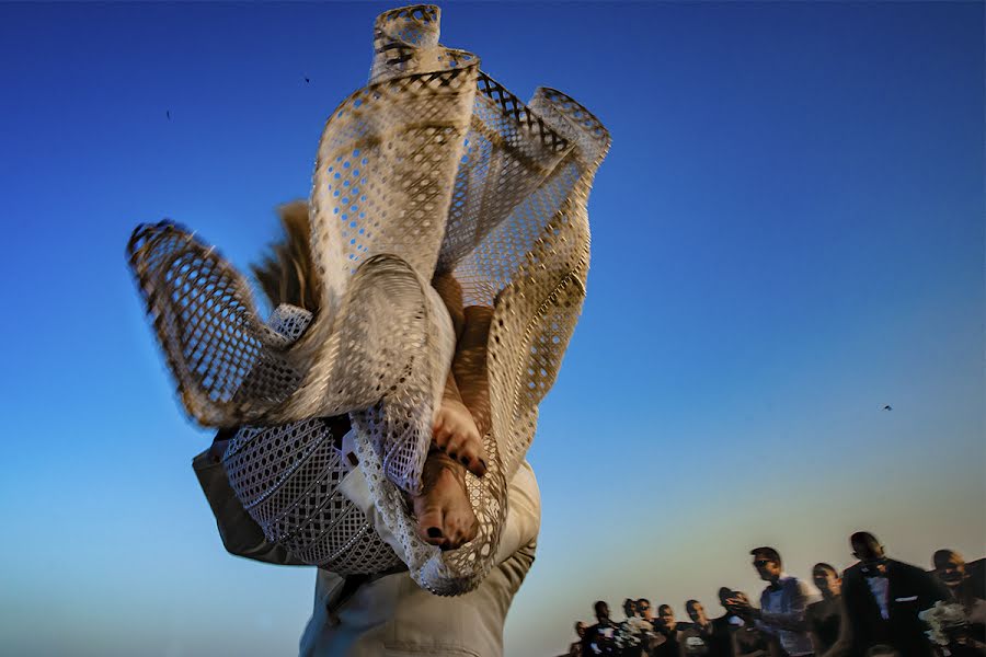 Fotografo di matrimoni Veronica Arevalo (veroarevalo). Foto del 16 aprile 2020