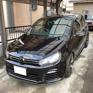 ゴルフ R
