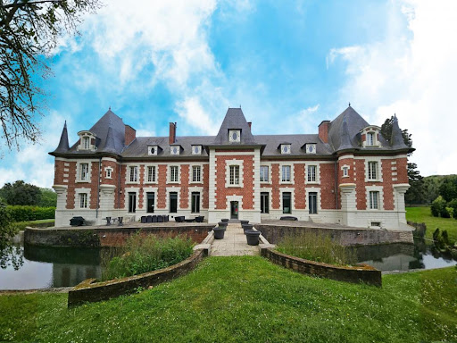 Maison avec piscine 1
