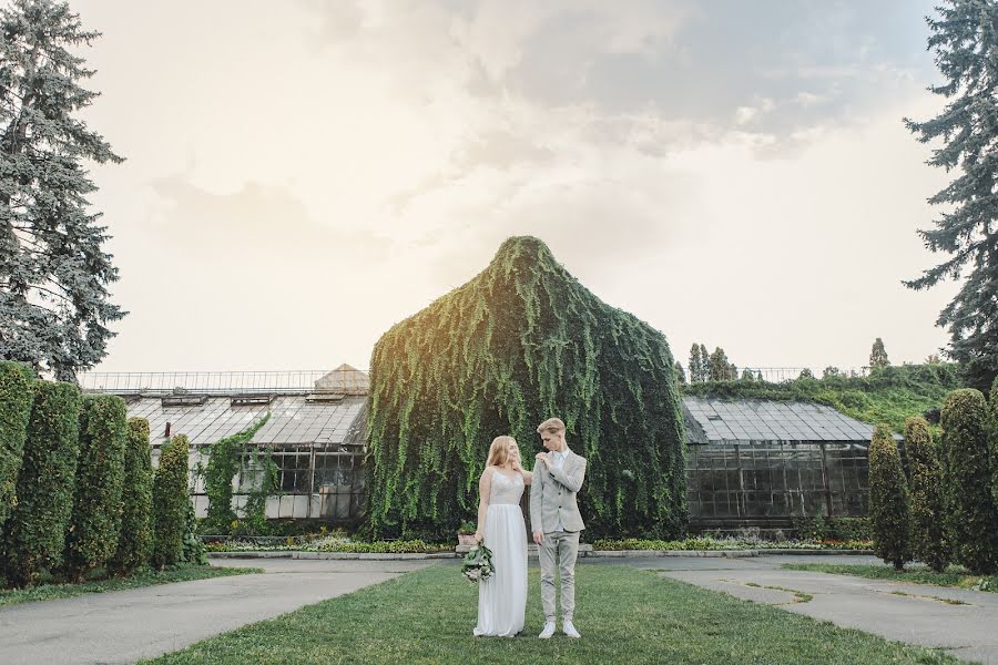 Bryllupsfotograf Lara Yarochevskaya (yarochevska). Bilde av 16 mai 2018