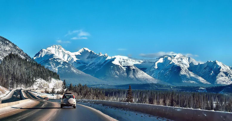 trans_canada_hwy_banff.jpg