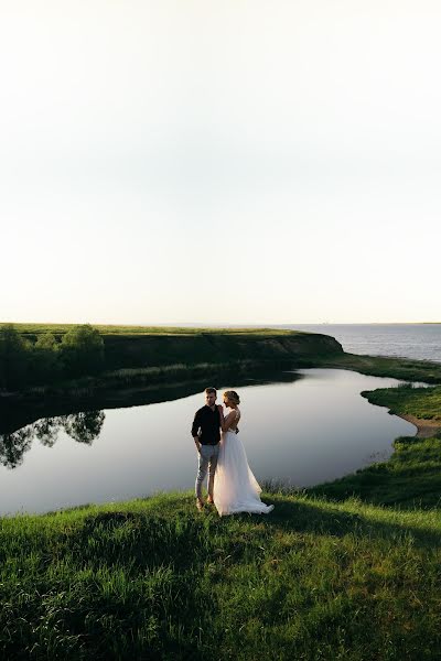 Fotógrafo de casamento Vladimir Lesnikov (lesnikov). Foto de 10 de junho 2019