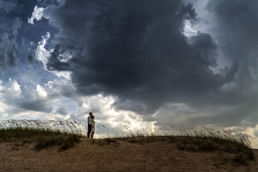 Bryllupsfotograf Tanya Garmash (harmashtania). Foto fra juni 18 2019