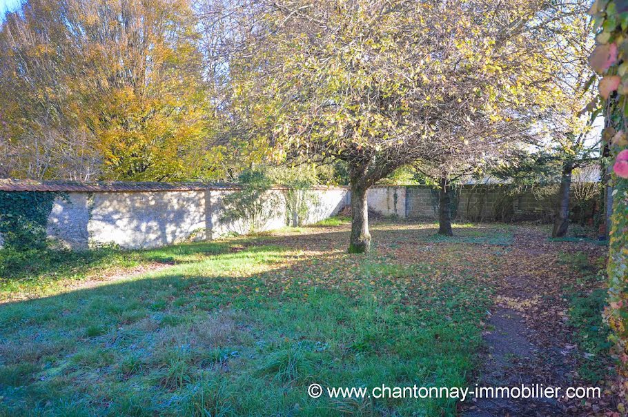 Vente maison 7 pièces 164 m² à Chantonnay (85110), 279 500 €