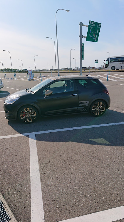 DS3の無加工スマホ撮りに関するカスタム事例の投稿画像1枚目
