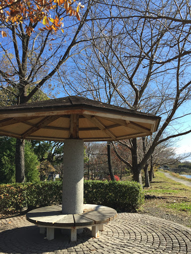 おかべ巨石の森公園 東屋