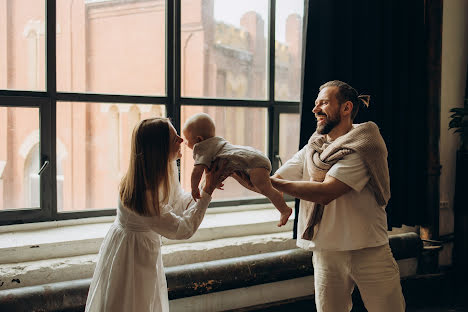 Fotograf ślubny Yuliana Fetisova (julyfet). Zdjęcie z 1 maja