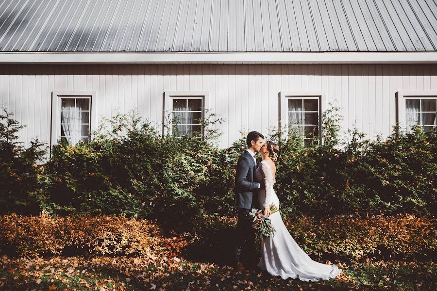 Fotógrafo de bodas Sarah Dagenais (sarahdagenais). Foto del 10 de mayo 2019