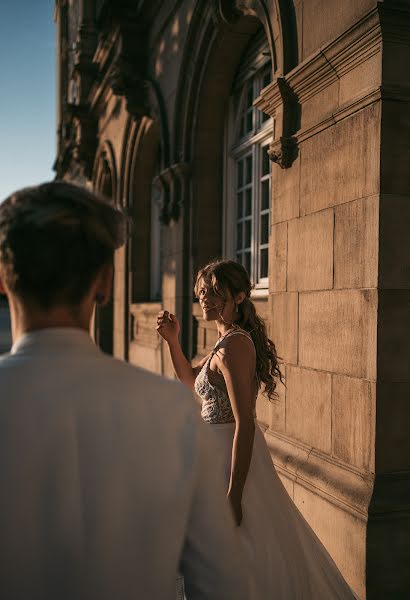 Fotógrafo de casamento Sam Naderi (naderi). Foto de 30 de julho 2022