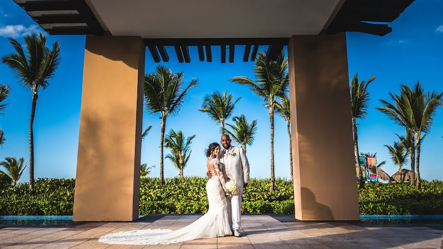 Fotógrafo de casamento Cédric Sintes (csphoto). Foto de 8 de janeiro 2021