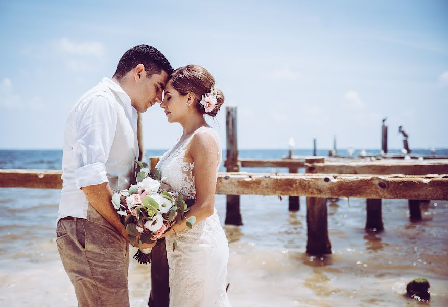 Fotografo di matrimoni Carlos Curiel (curiel). Foto del 27 luglio 2021