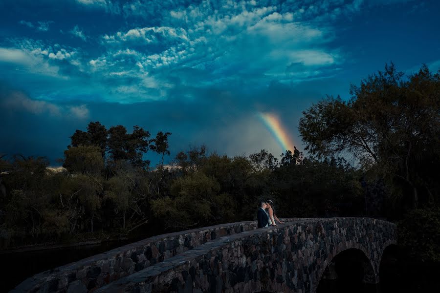 Fotografo di matrimoni Francisco Alvarado León (franciscoalvara). Foto del 12 settembre 2022