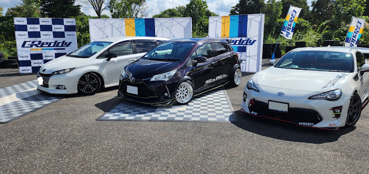 ヴィッツのTRUST GReddy・TRUSTユナイトミィーティング・NATS日本自動車大学校に関するカスタム事例の投稿画像1枚目