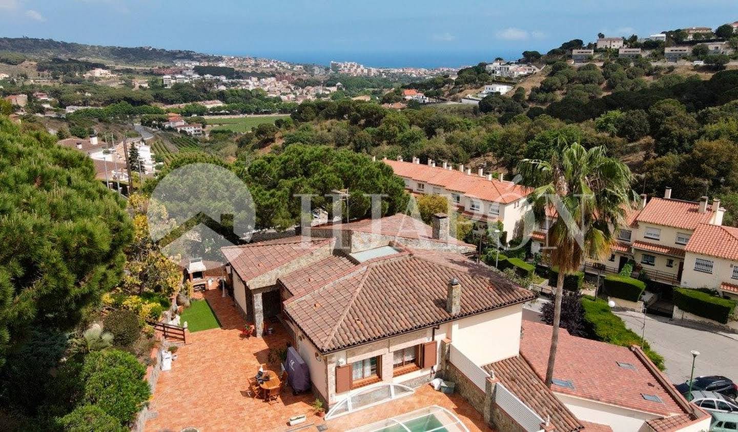 Maison avec piscine et terrasse Alella